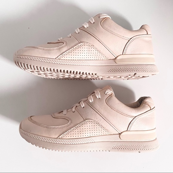Everlane The Trainer Sneakers in Neutral/Blush - Picture 6 of 15